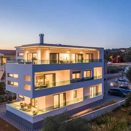 Fresca Guest house